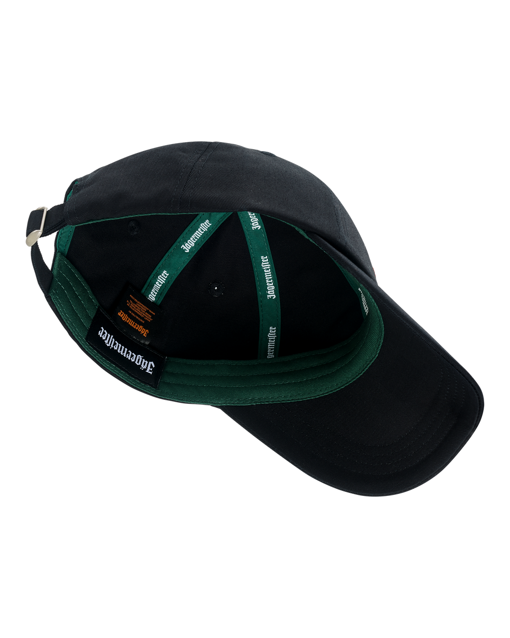 Casquette noire avec intérieur vert et logo de marque Jägermeister visible.